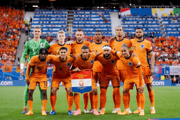 罗禁区突破,制造点球,亲自操刀轻,新葡京,新葡京app,新葡京娱乐,新普京赌场